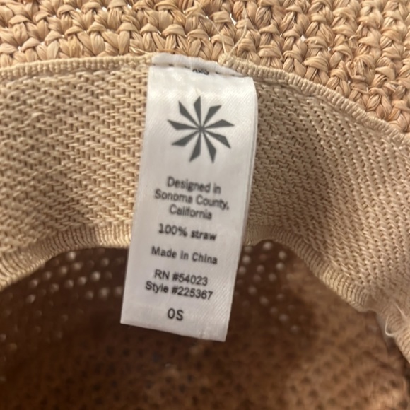 Athleta Straw Hat Beach - Picture 3 of 3